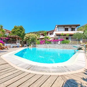 Hotel Eco Montemerlo, Fetovaia